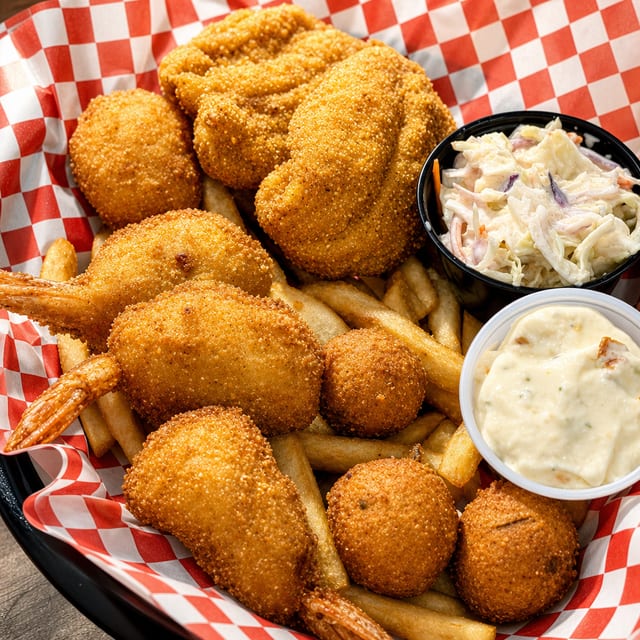 Fried Fish & Shrimp Basket.